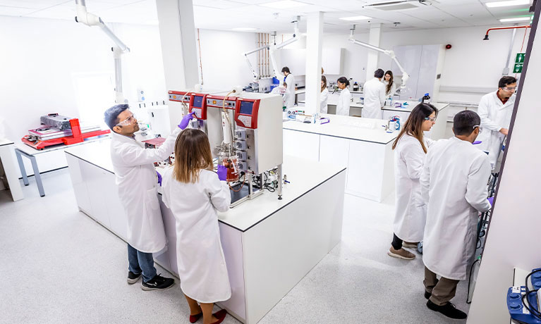 students working in a labratory