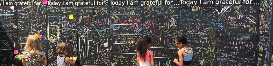 gratitude-wall-display