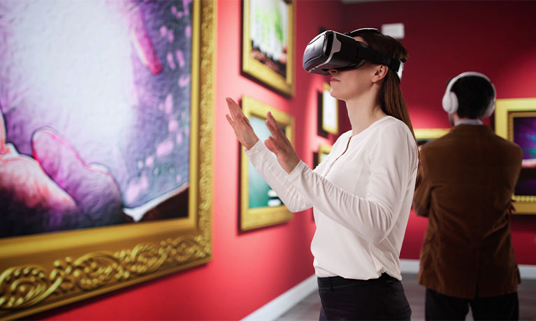 Virtual reality in a museum