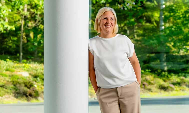 Profile of Lisa Reeves