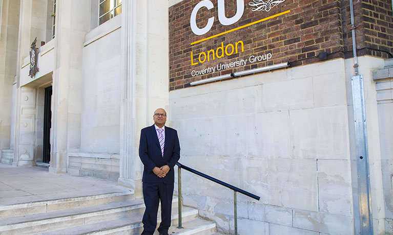 Former borough commander teaching police officers of the future