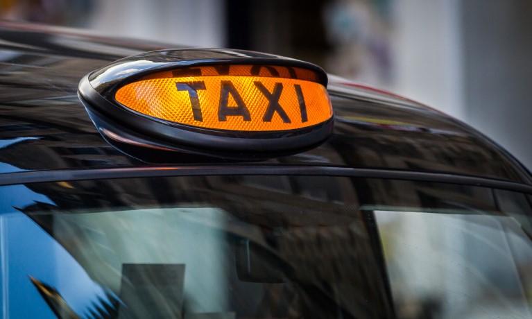 Wireless charging being trialled in taxis